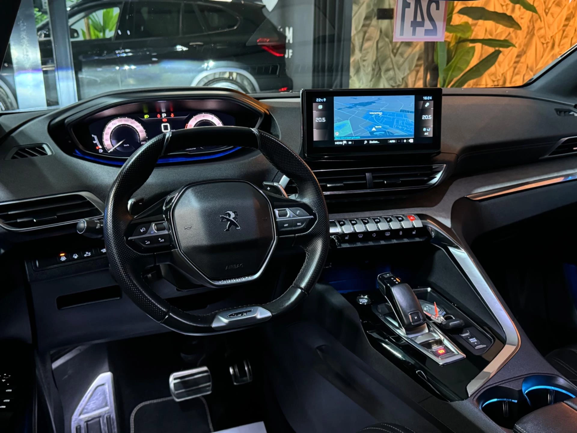 Hoofdafbeelding Peugeot 5008
