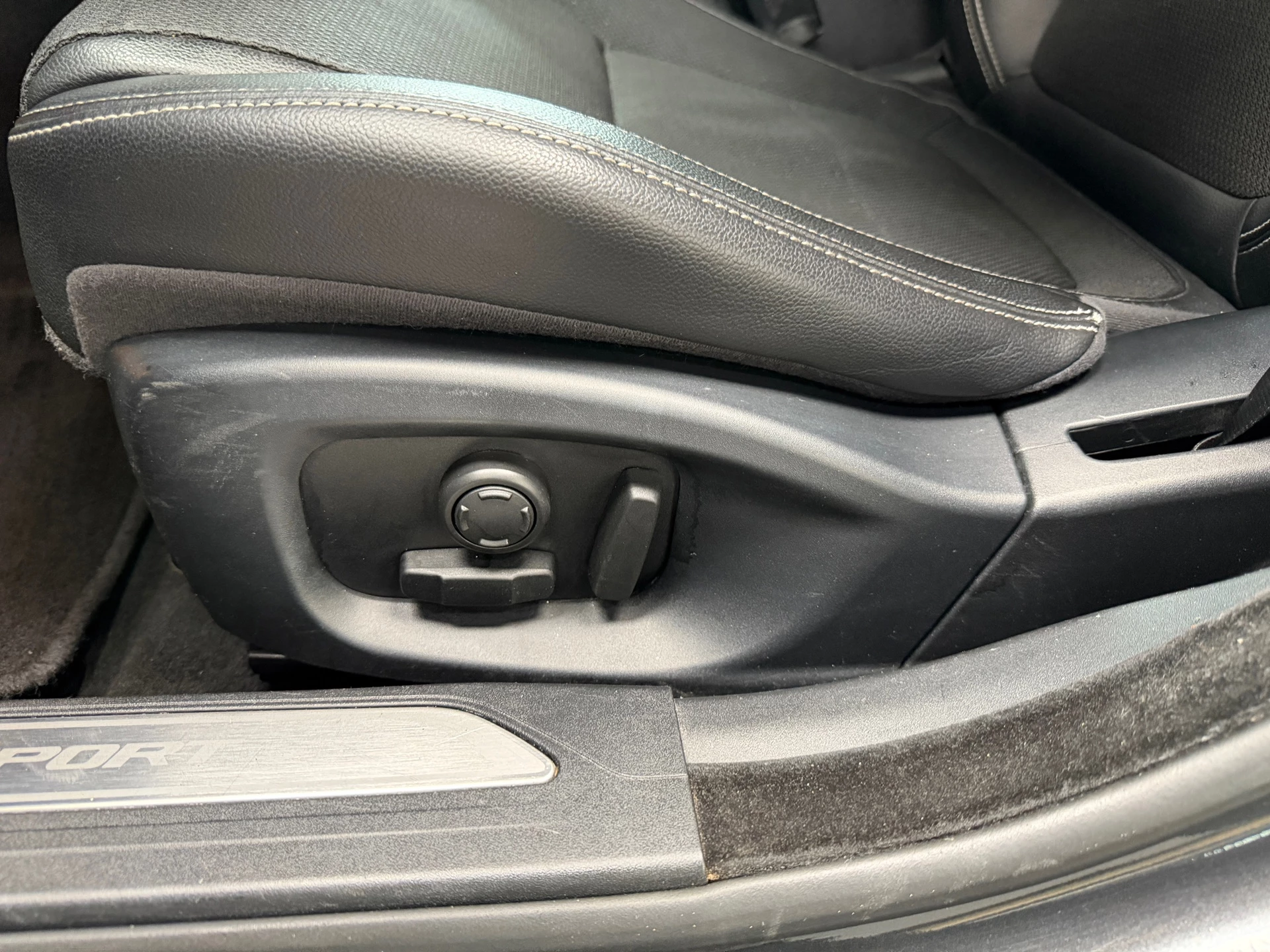 Hoofdafbeelding Jaguar XE