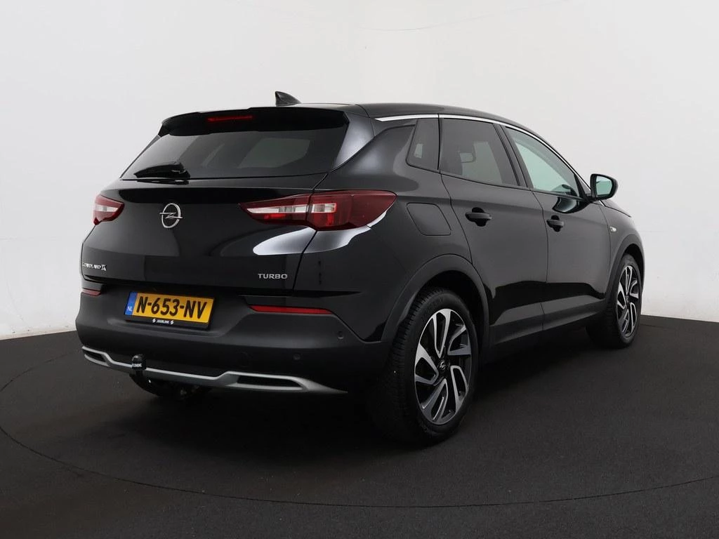 Hoofdafbeelding Opel Grandland X