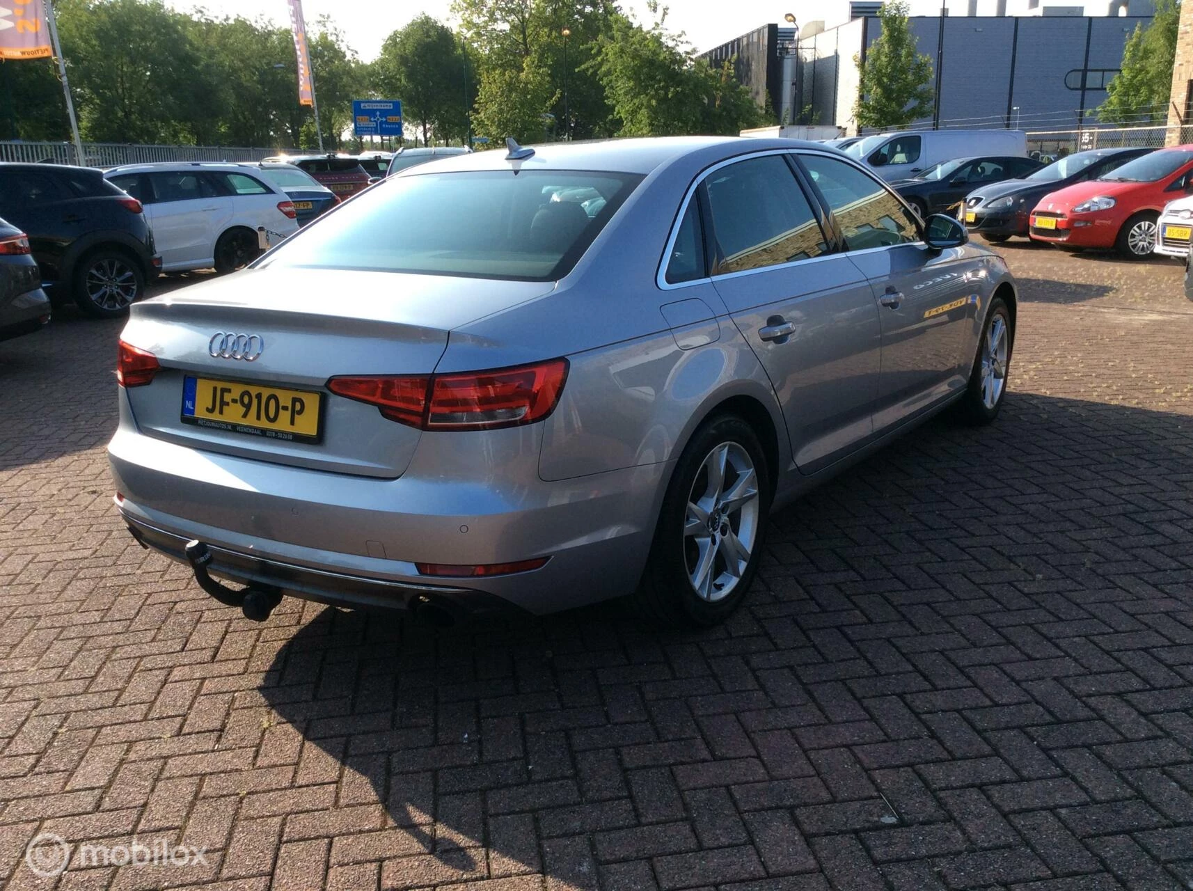 Hoofdafbeelding Audi A4