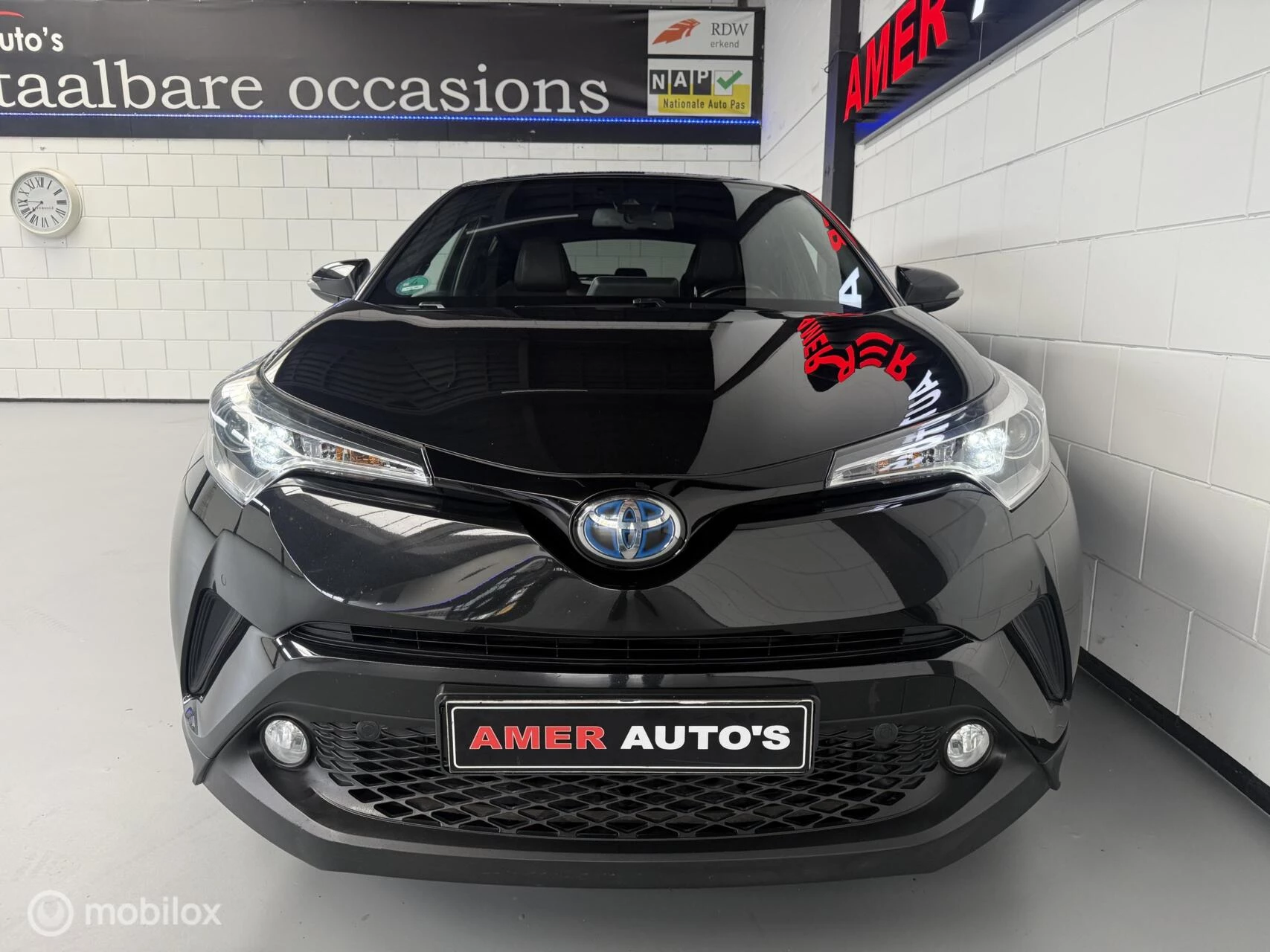 Hoofdafbeelding Toyota C-HR