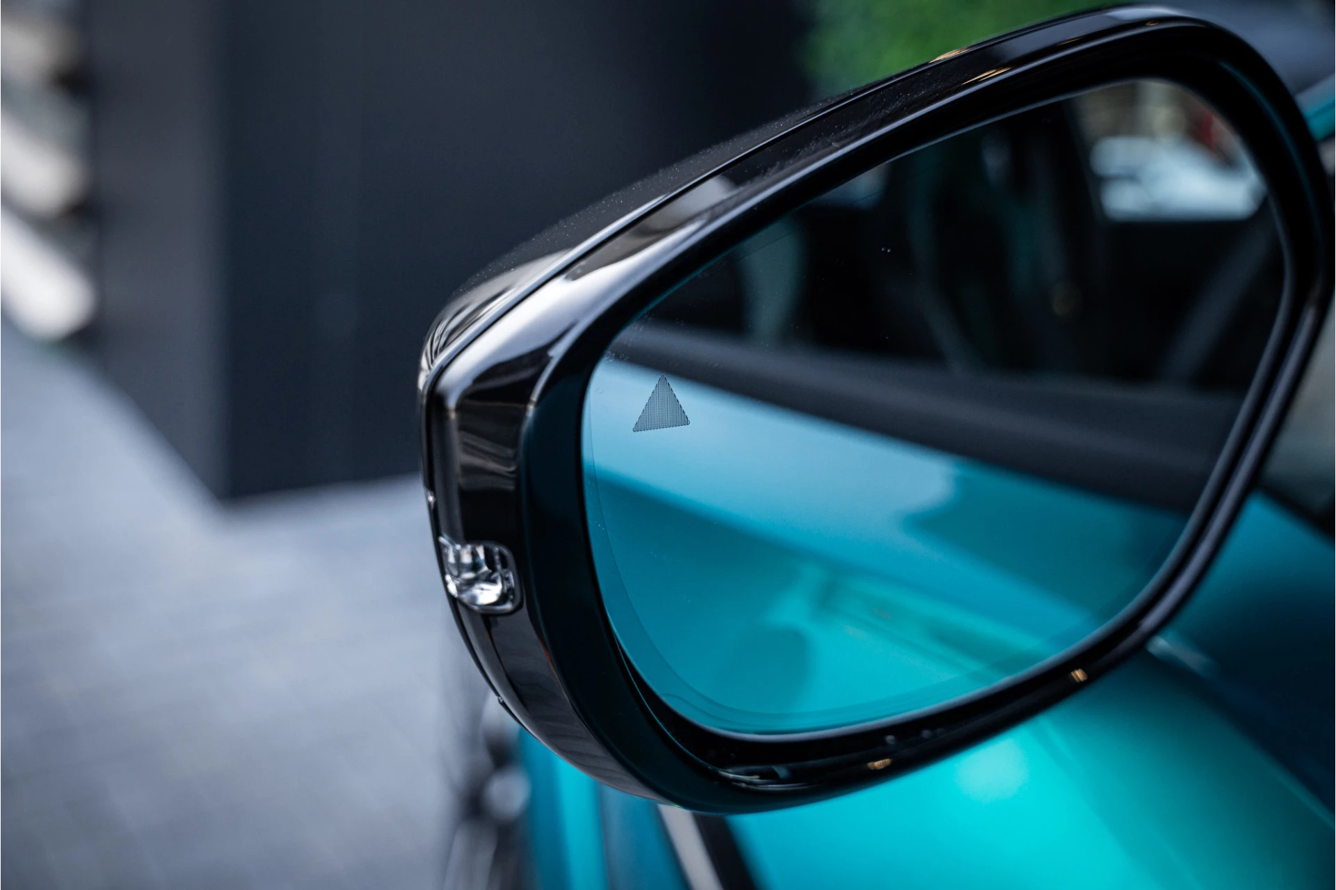 Hoofdafbeelding Aston Martin DBX