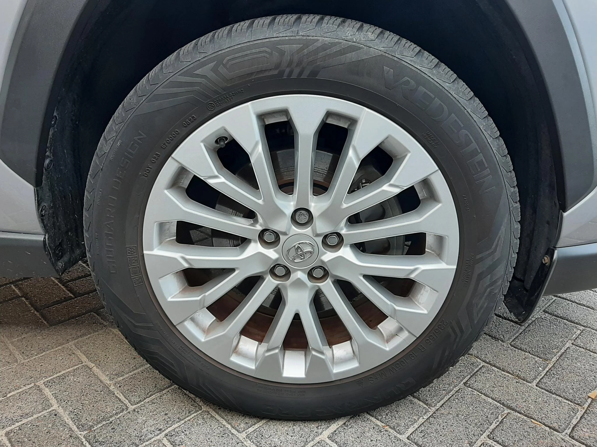 Hoofdafbeelding Toyota RAV4