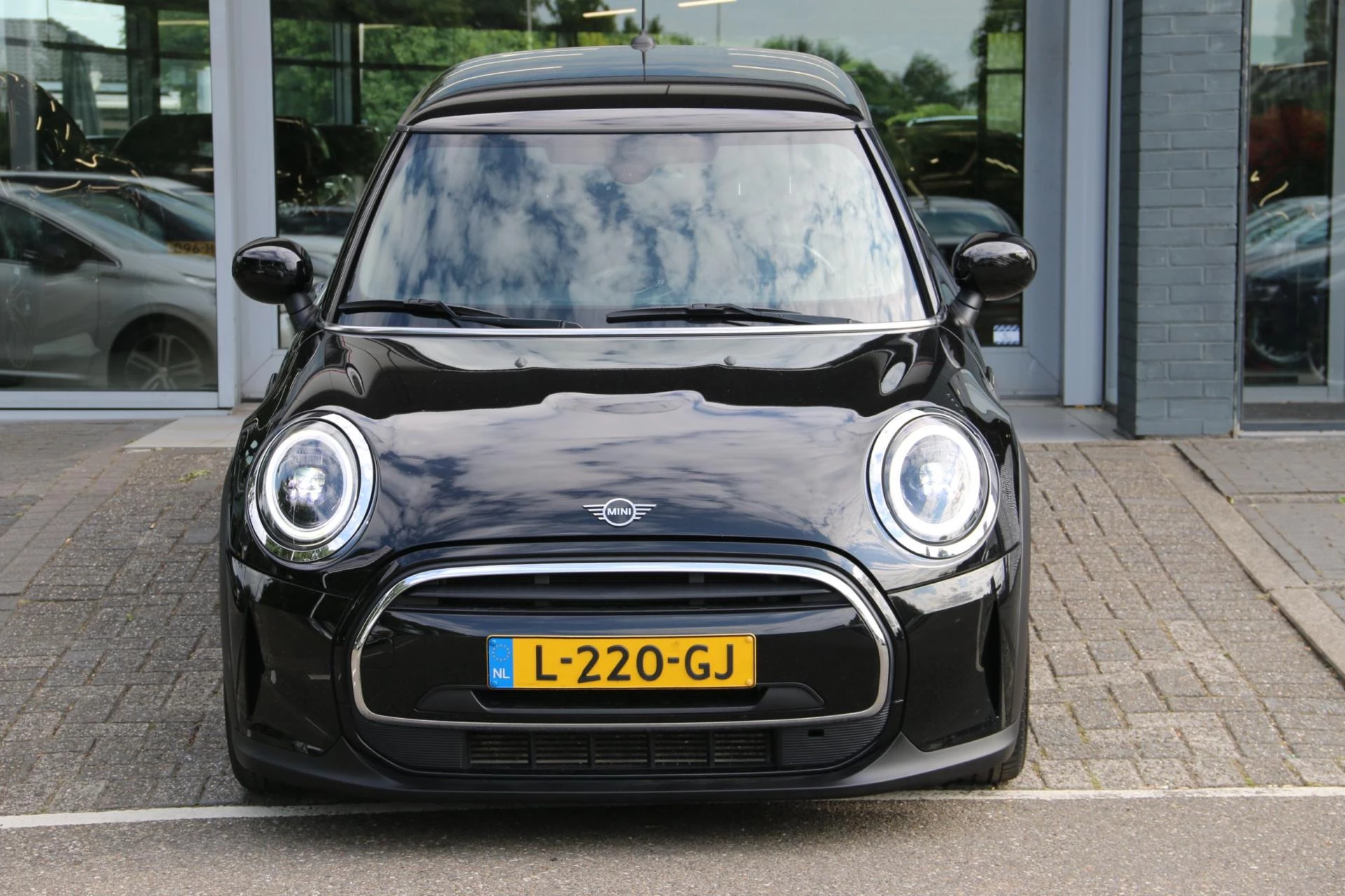 Hoofdafbeelding MINI One