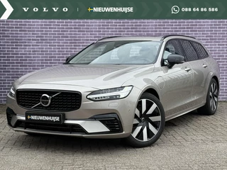 Hoofdafbeelding Volvo V90 Volvo V90 2.0 T8 Plug-in hybrid AWD Ultra Dark | Nieuw Binnen | Trekhaak | Schuif/kantel dak | Memory | Head up display | Stoelverwarming V+A | Stuurverwarming |