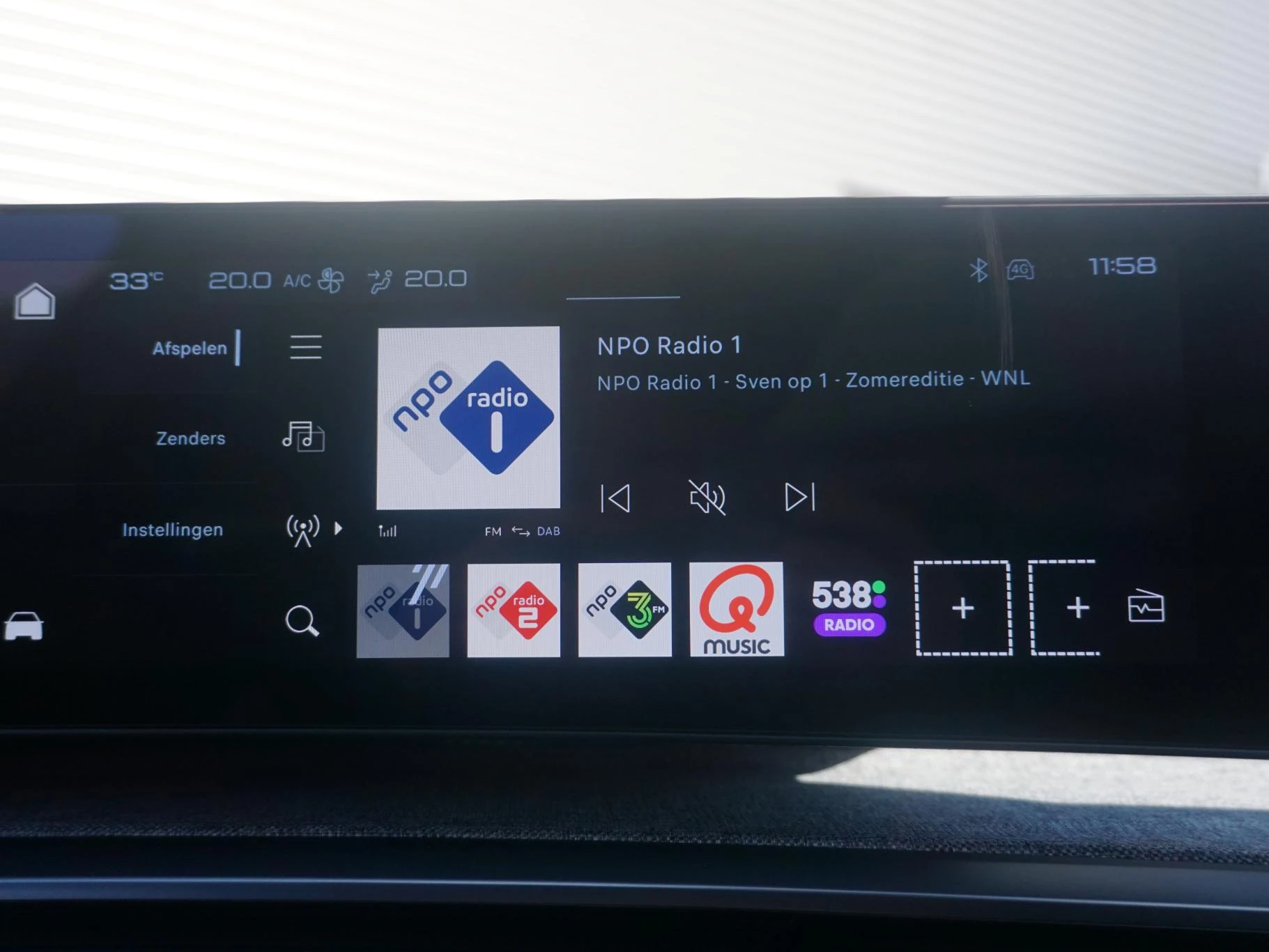 Hoofdafbeelding Peugeot e-5008