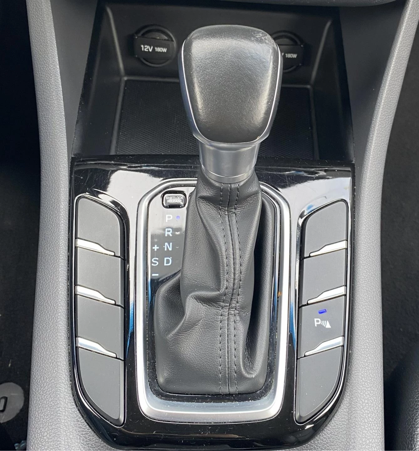 Hoofdafbeelding Hyundai IONIQ