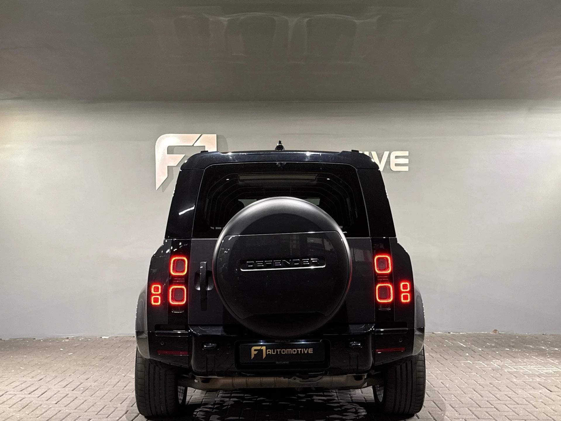 Hoofdafbeelding Land Rover Defender