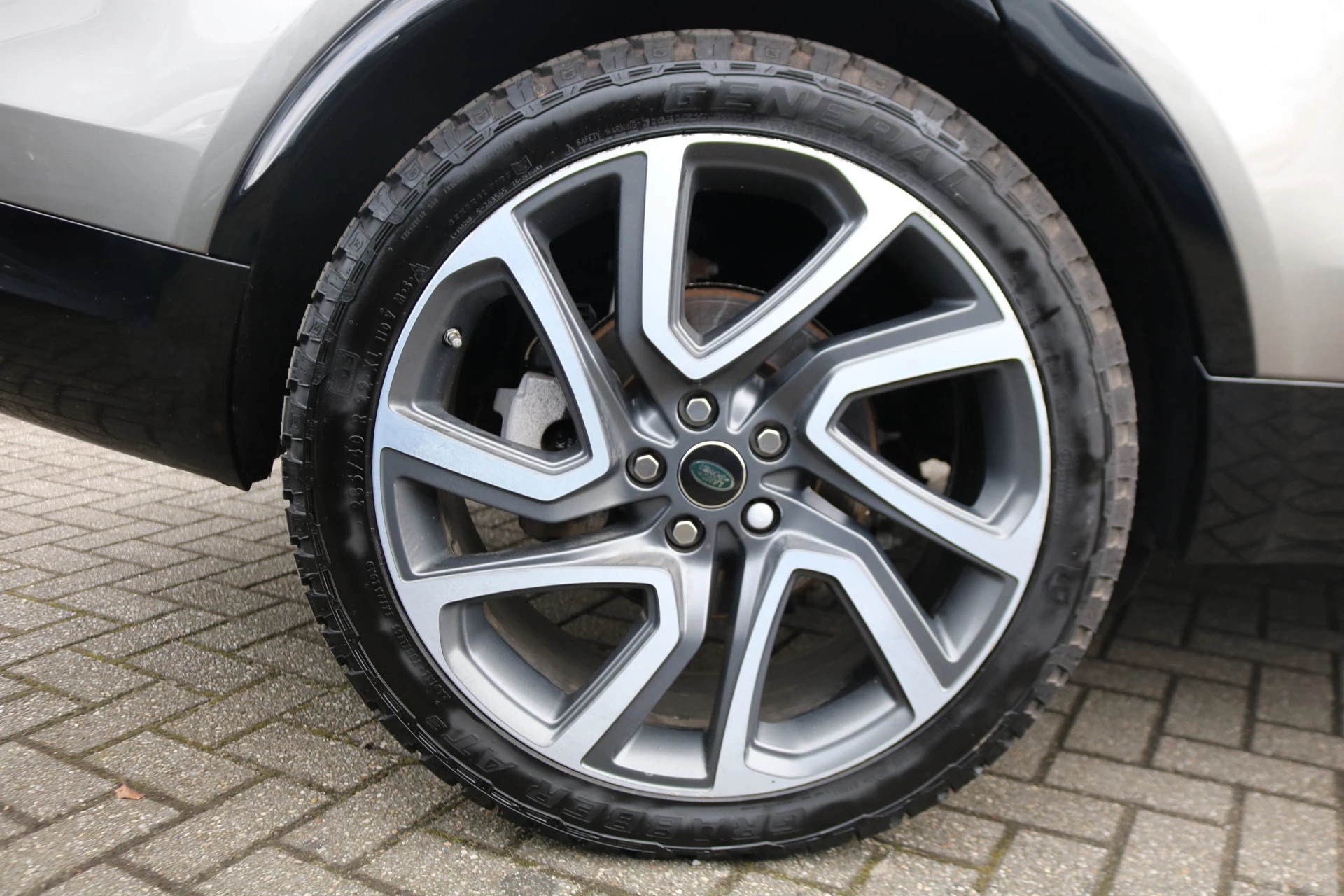 Hoofdafbeelding Land Rover Discovery