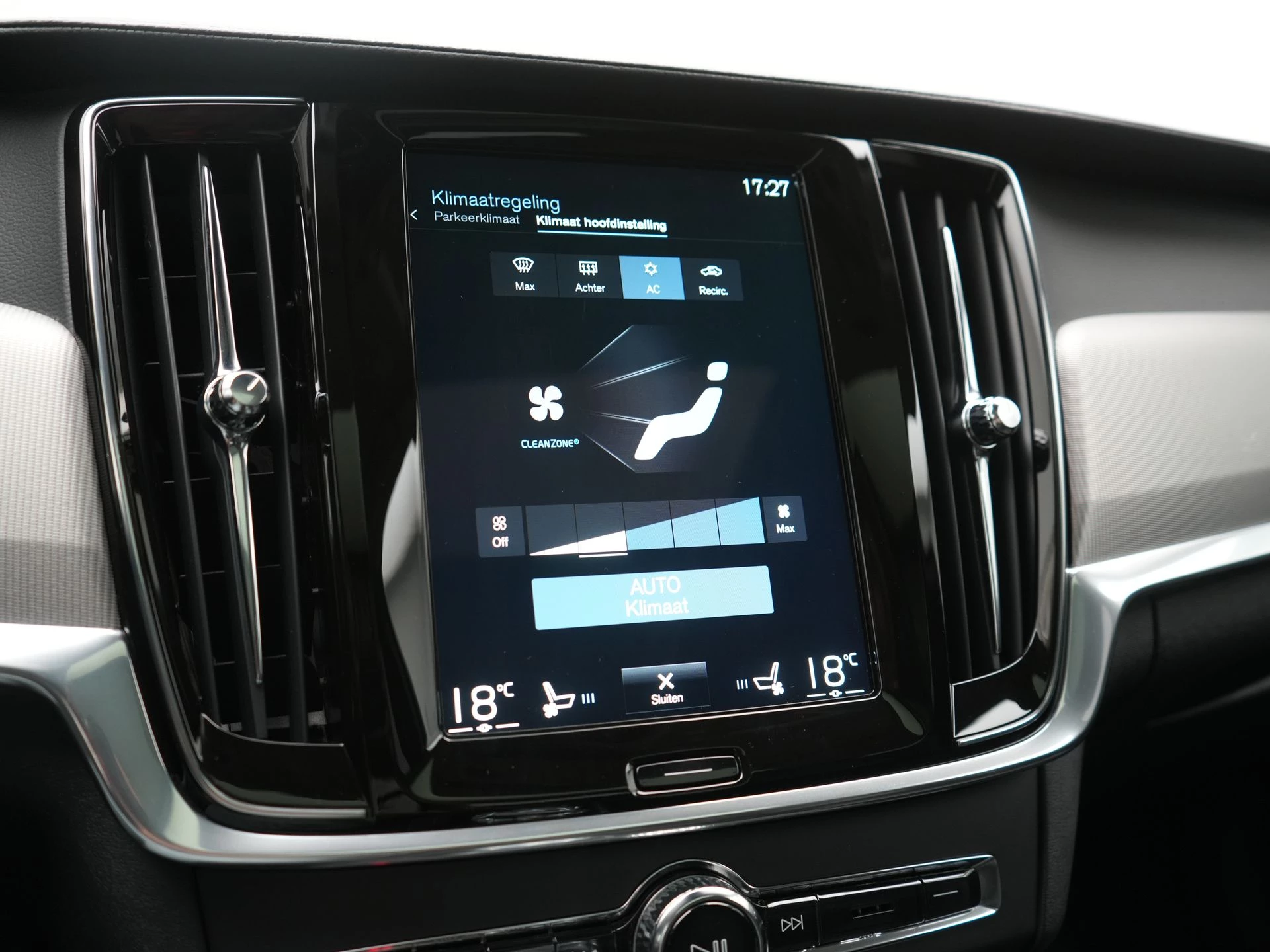 Hoofdafbeelding Volvo V90