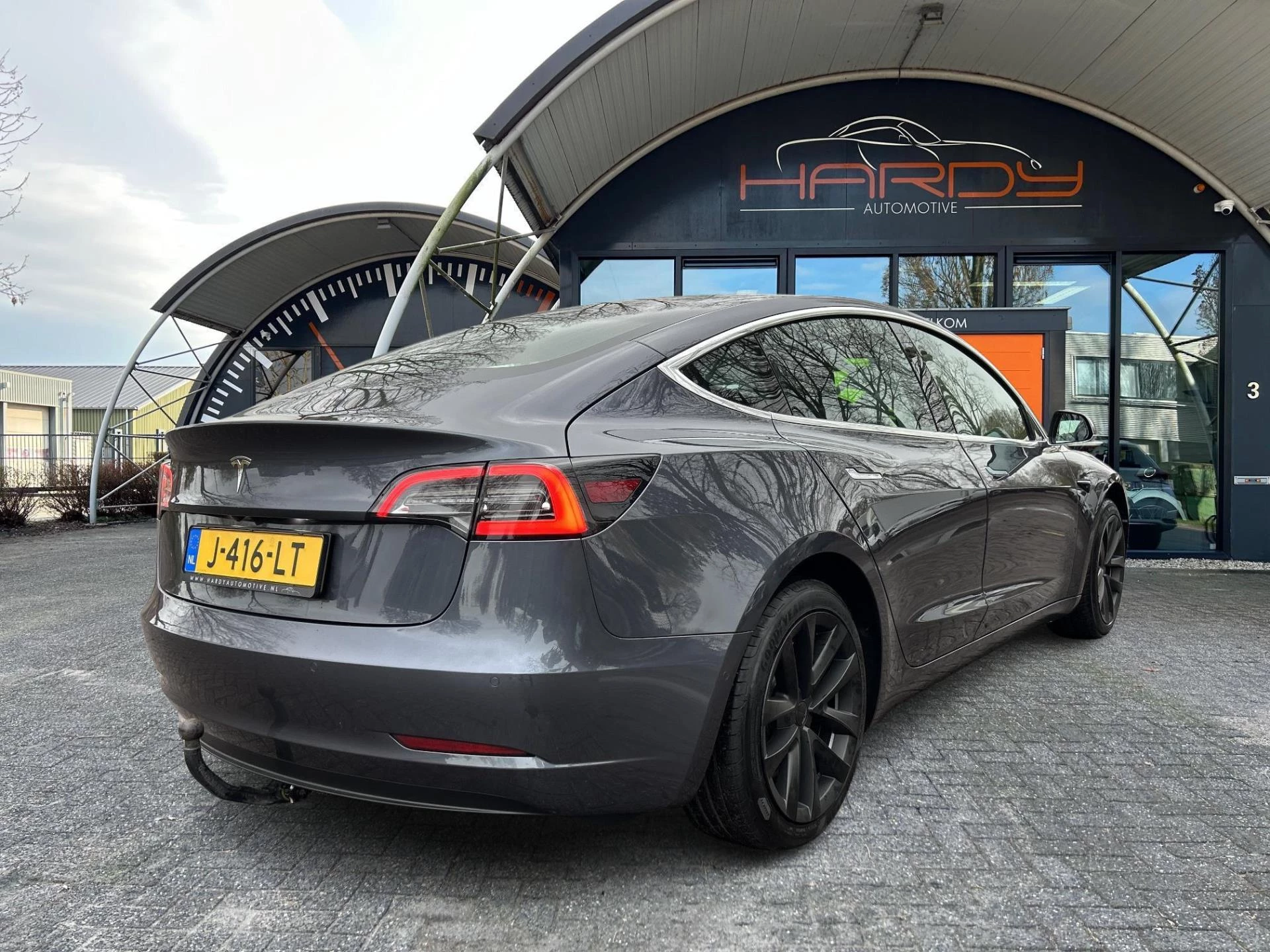 Hoofdafbeelding Tesla Model 3