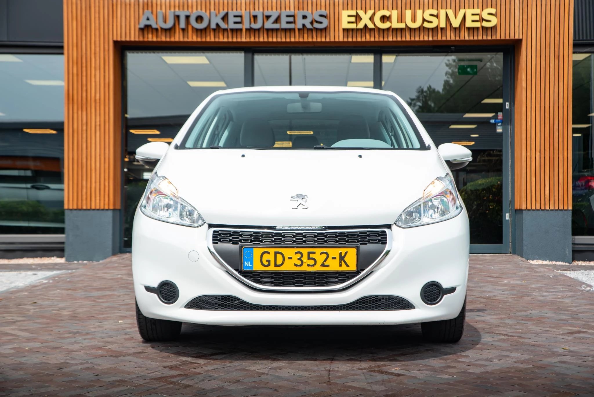 Hoofdafbeelding Peugeot 208