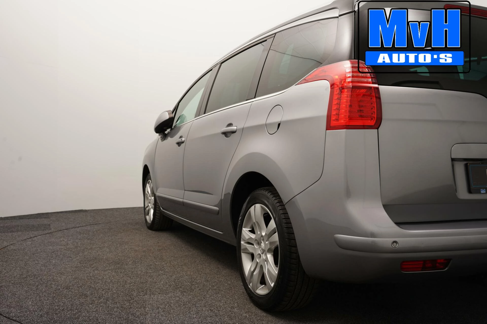 Hoofdafbeelding Peugeot 5008