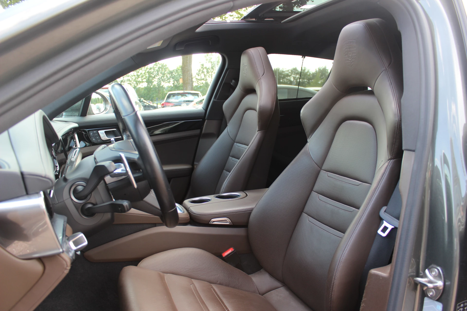 Hoofdafbeelding Porsche Panamera
