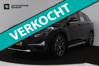 BMW X1 SDrive20i VDL Nedcar Edition (PANORAMADAK, ACHTERUITRIJCAMERA, STOELVERWARMING, DEALER ONDERHOUDEN)