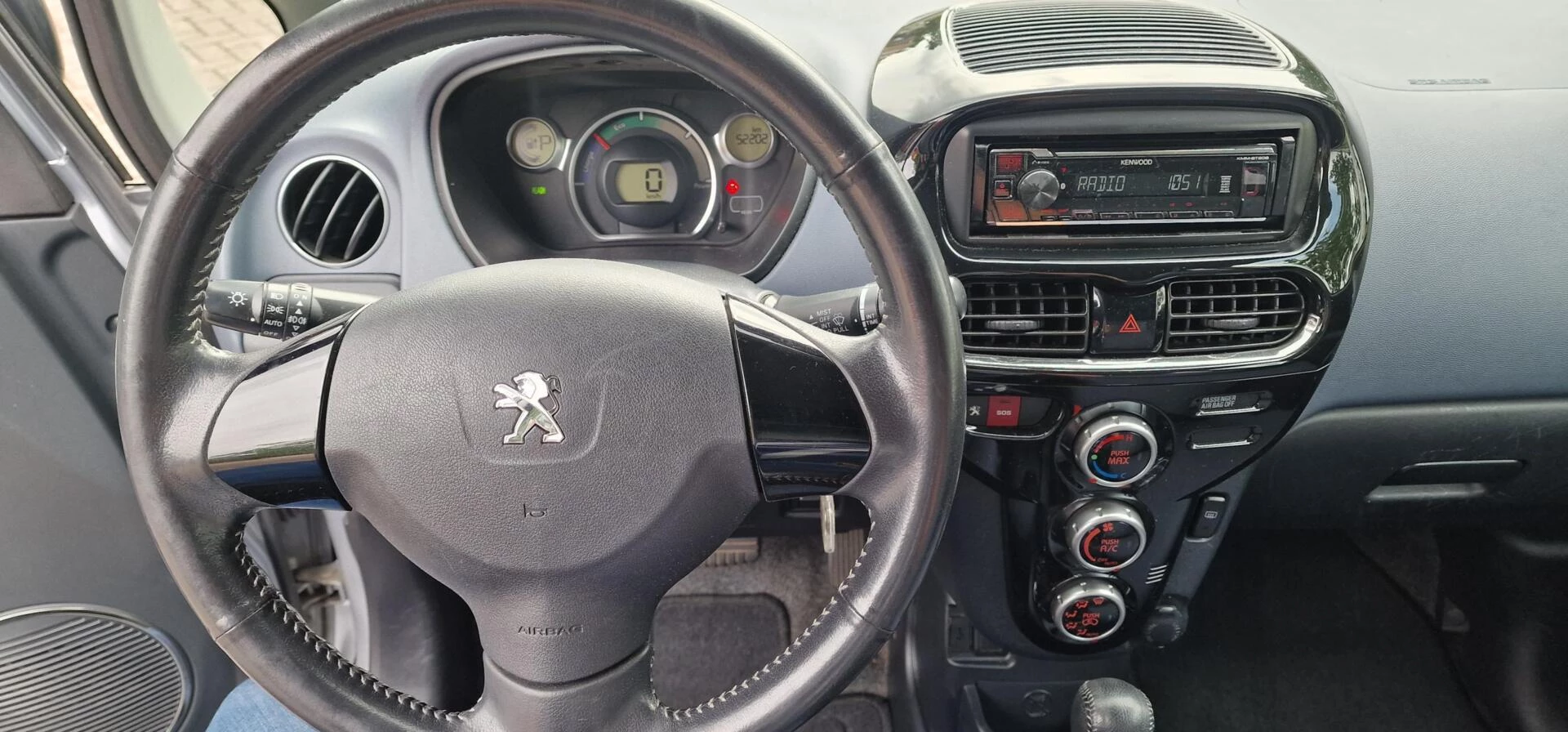 Hoofdafbeelding Peugeot iOn