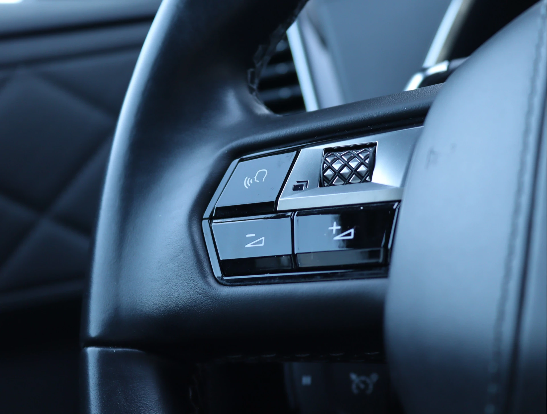 Hoofdafbeelding DS DS 7