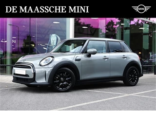 MINI One Hatchback Classic Automaat / Sportstoelen / LED / Navigatie / Cruise Control / Multifunctioneel stuurwiel / Allseason / 16" LMV