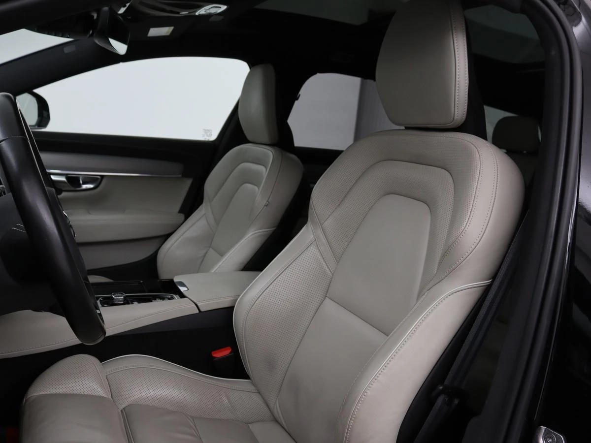 Hoofdafbeelding Volvo V90