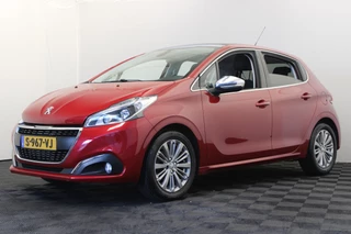 Peugeot 208 1.2 PureTech Blue Lease Executive |Pano|Navi|
