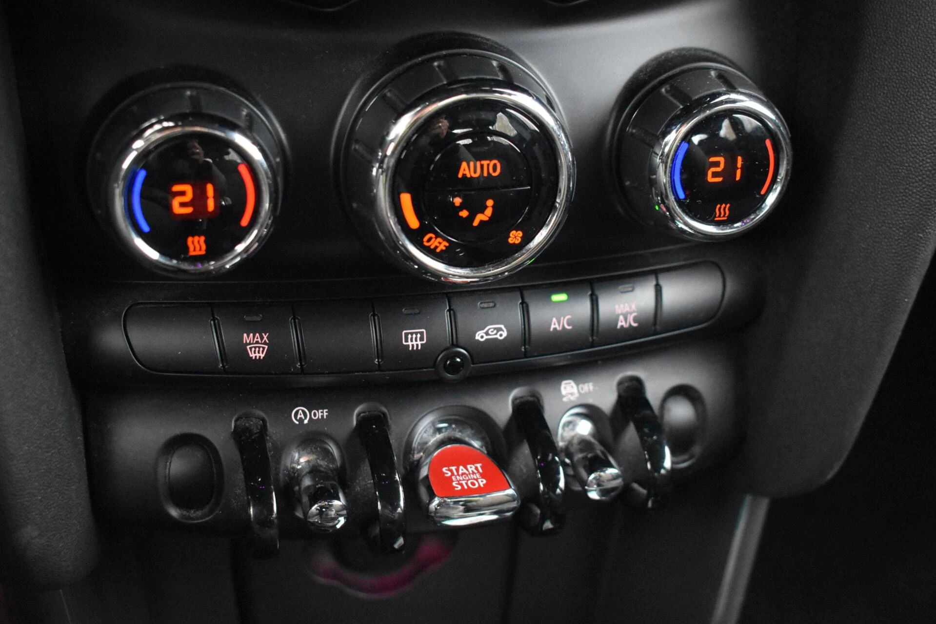 Hoofdafbeelding MINI One