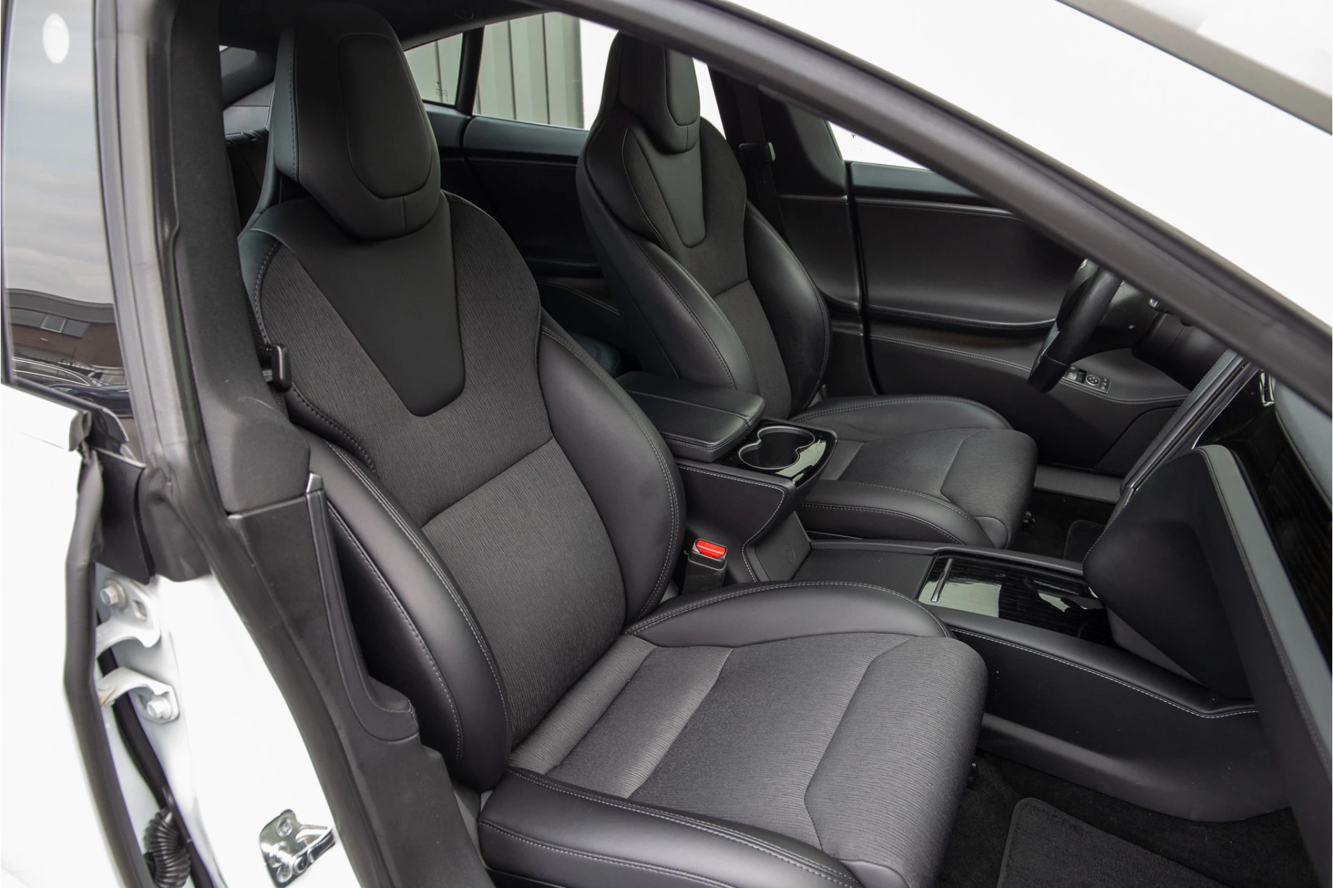 Hoofdafbeelding Tesla Model S