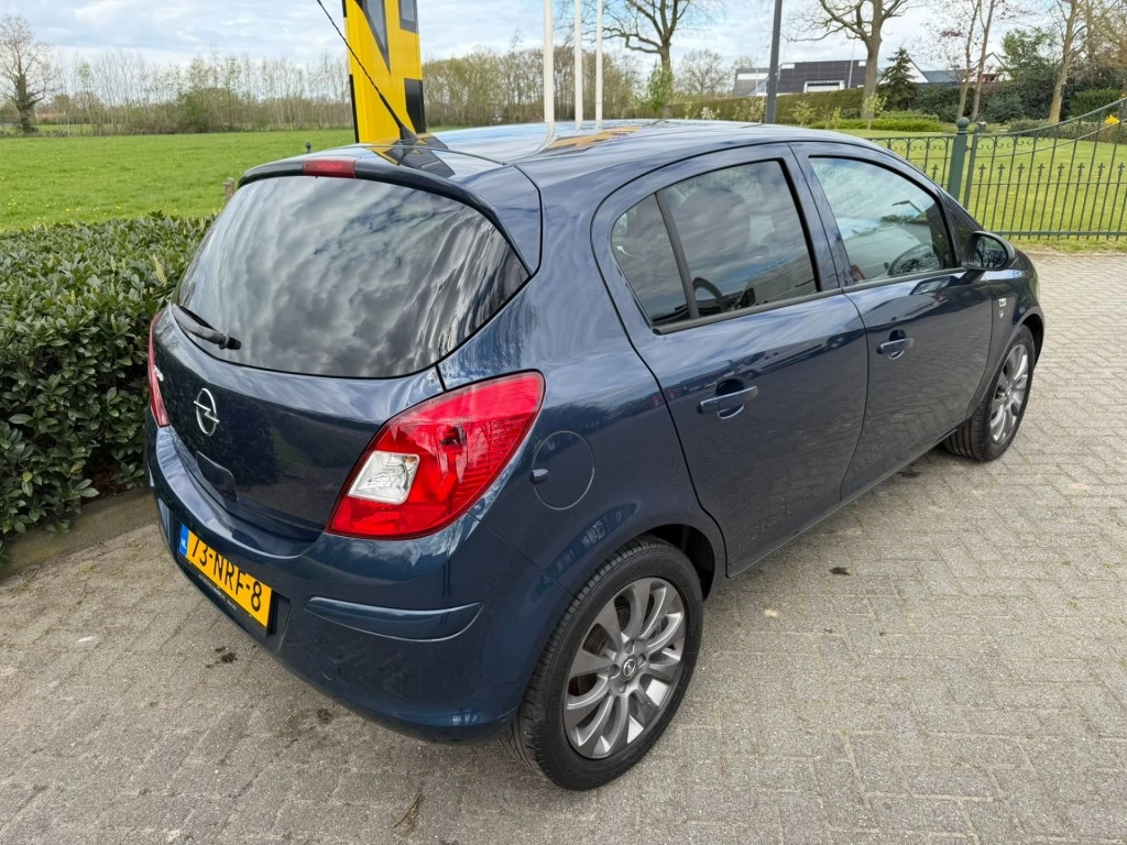 Hoofdafbeelding Opel Corsa