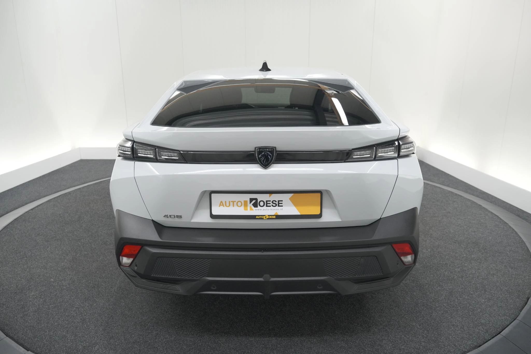 Hoofdafbeelding Peugeot 408