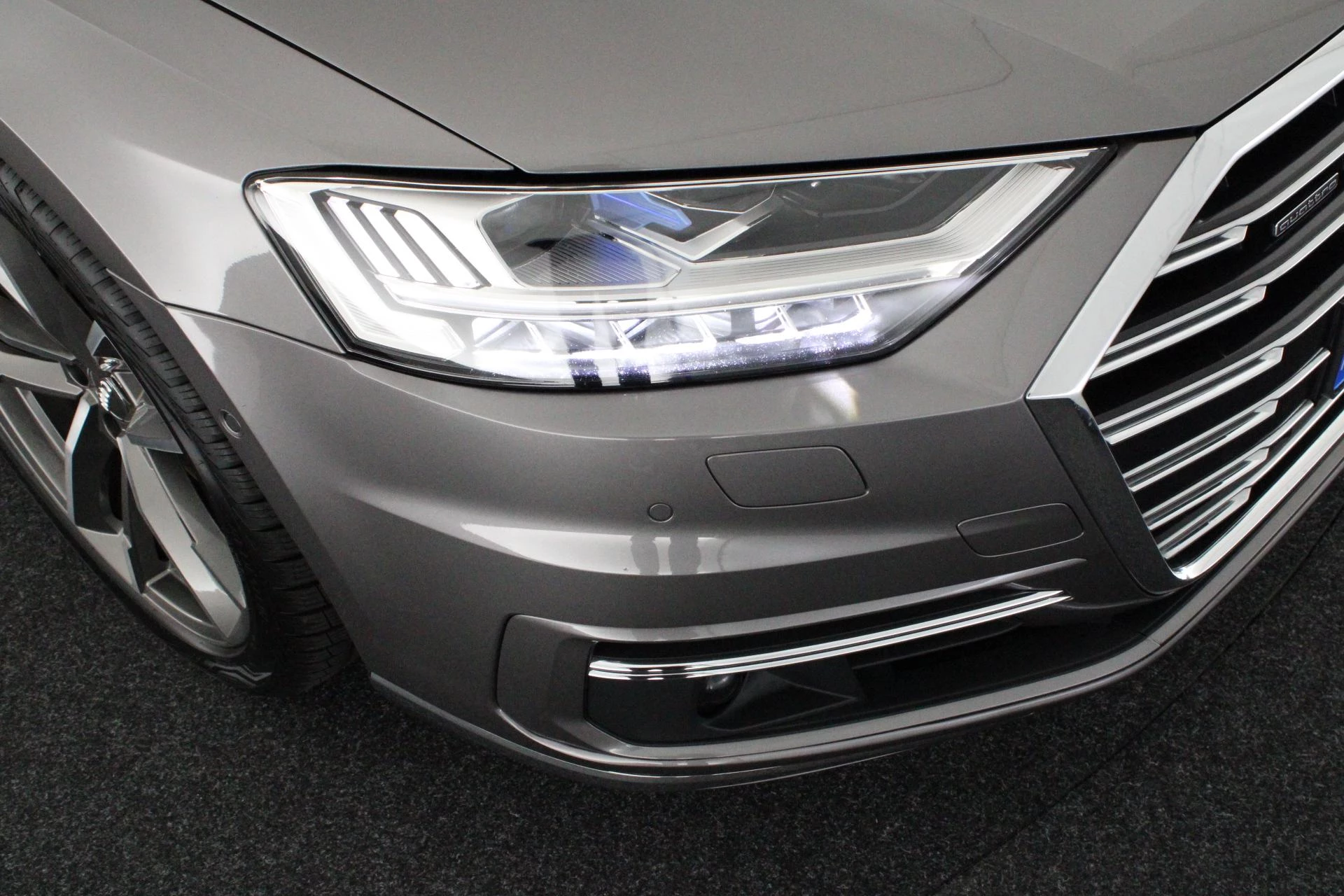 Hoofdafbeelding Audi A8