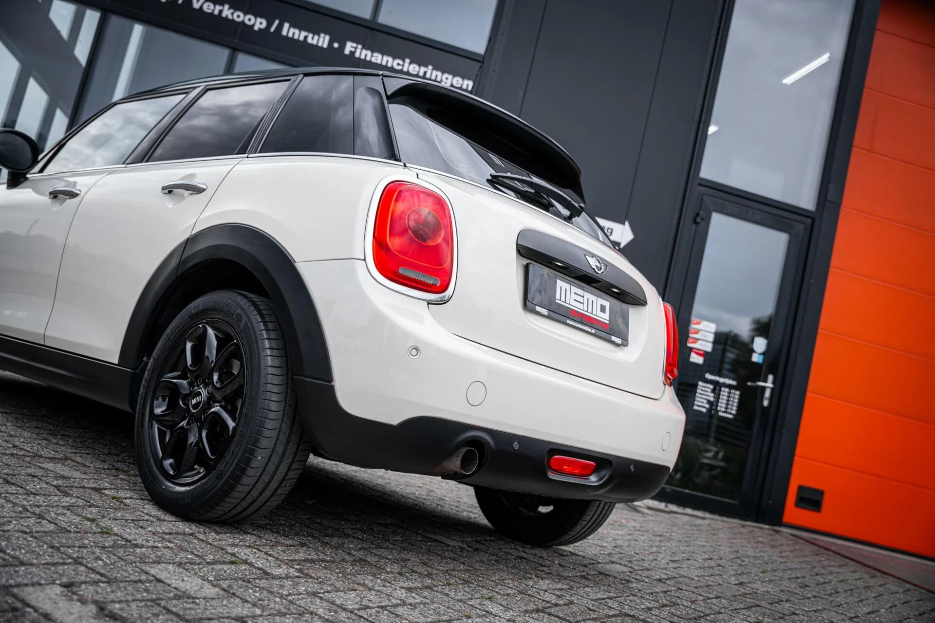 Hoofdafbeelding MINI One
