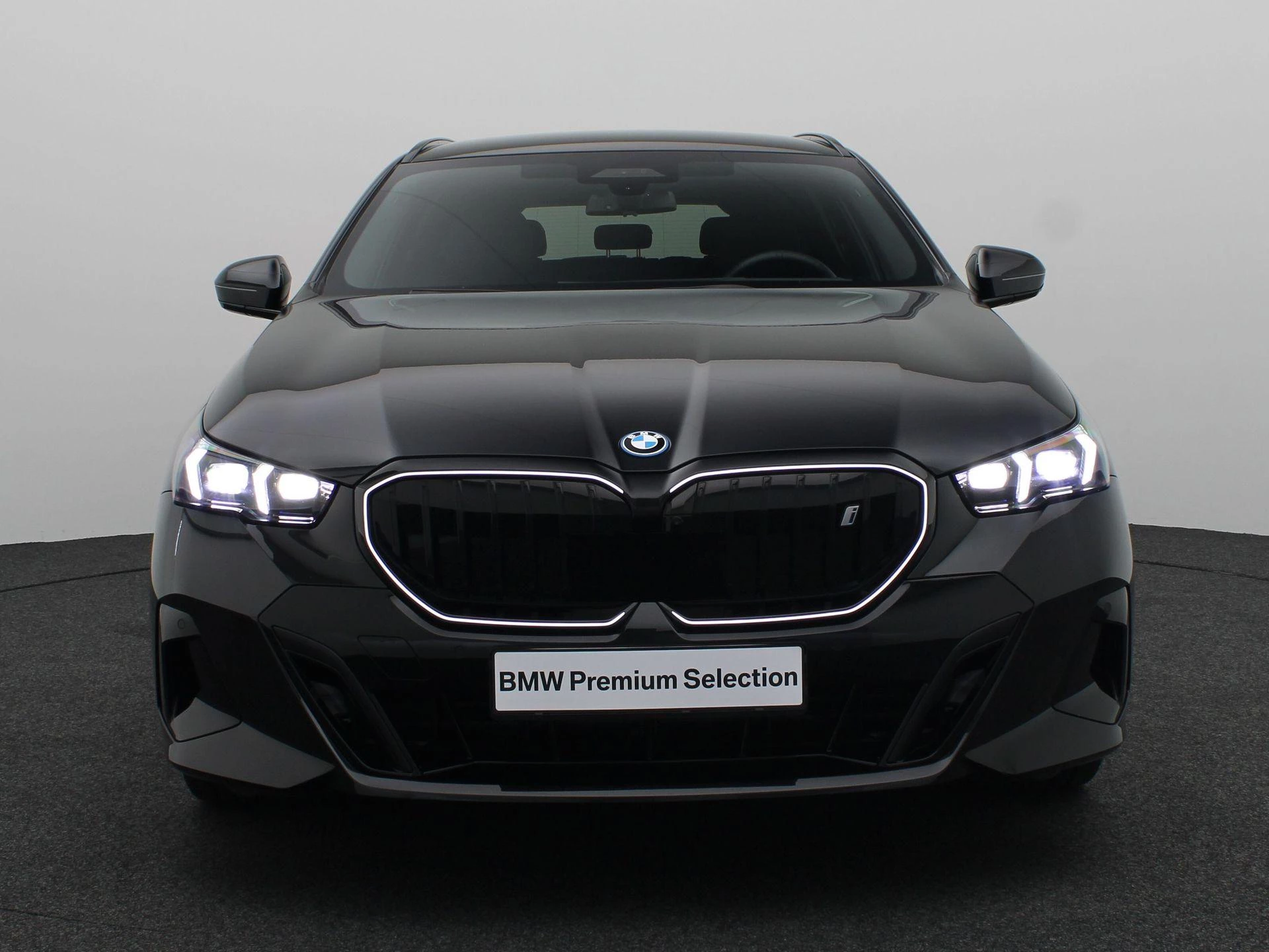 Hoofdafbeelding BMW i5