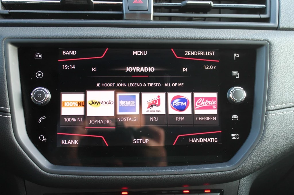Hoofdafbeelding SEAT Arona