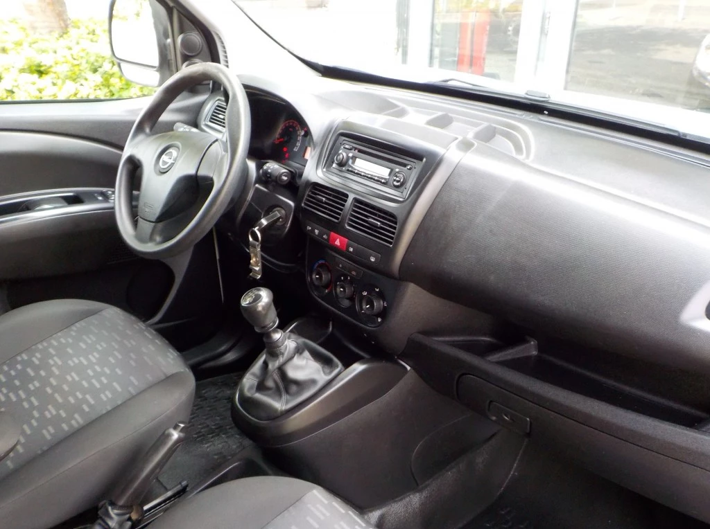Hoofdafbeelding Opel Combo
