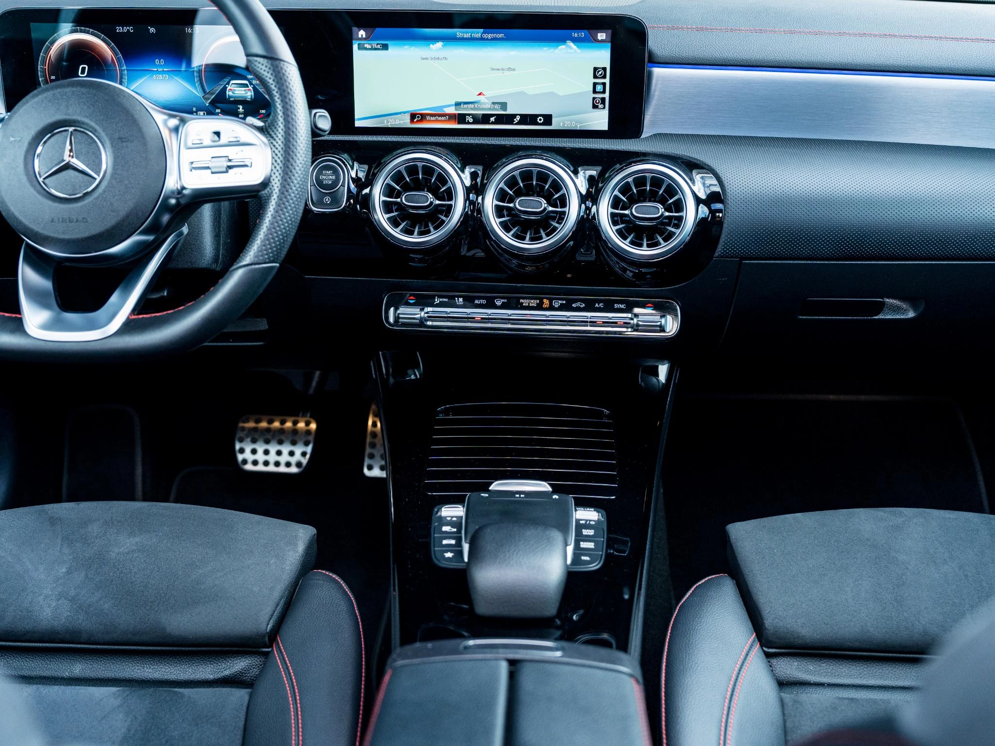 Hoofdafbeelding Mercedes-Benz CLA