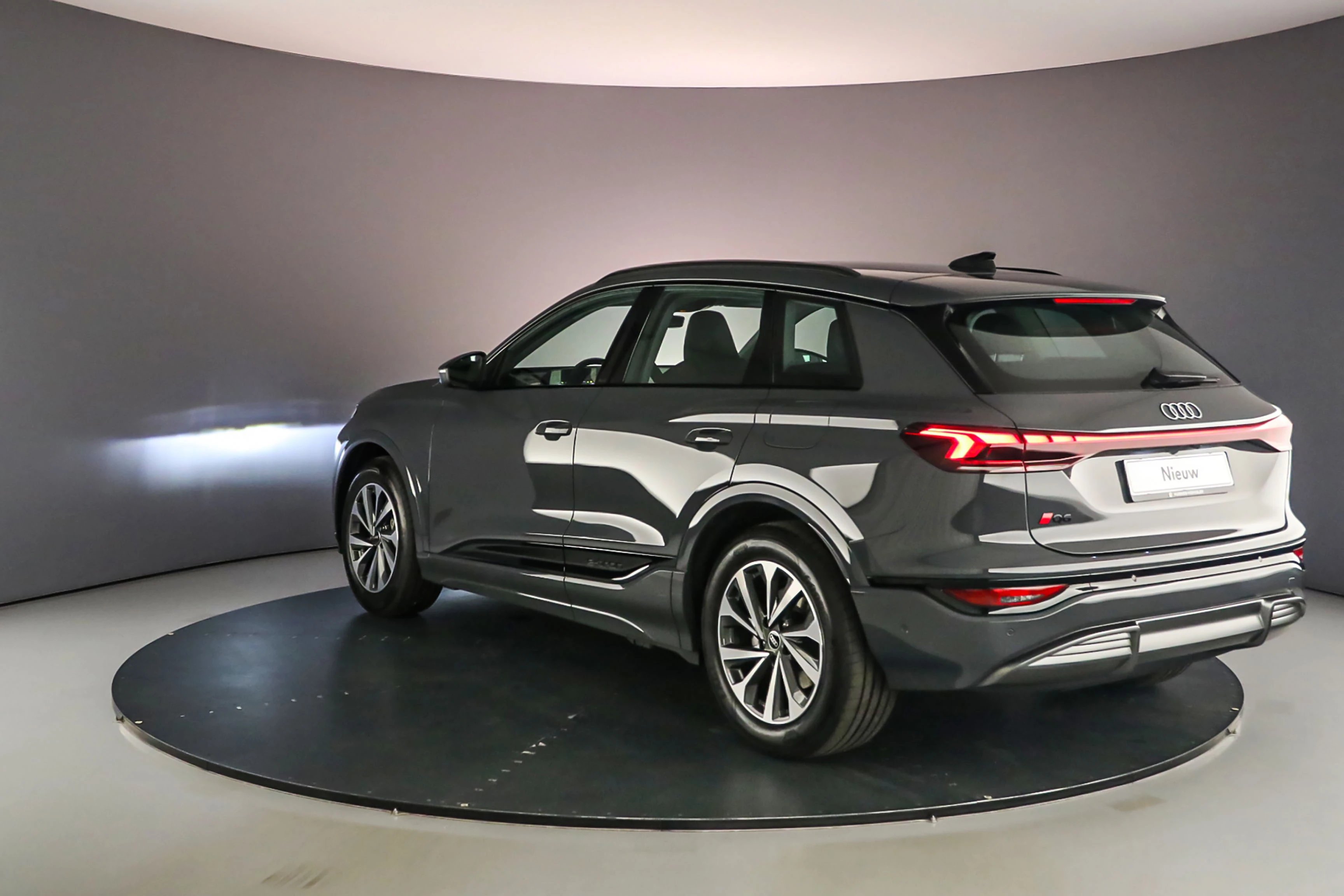 Hoofdafbeelding Audi Q6 e-tron