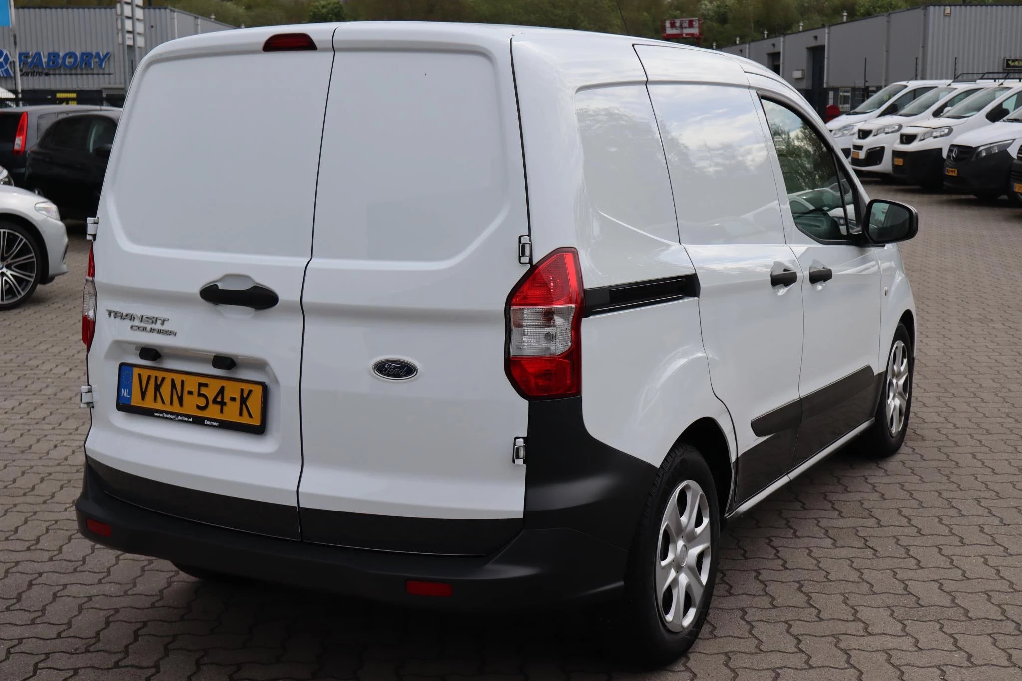 Hoofdafbeelding Ford Transit Courier