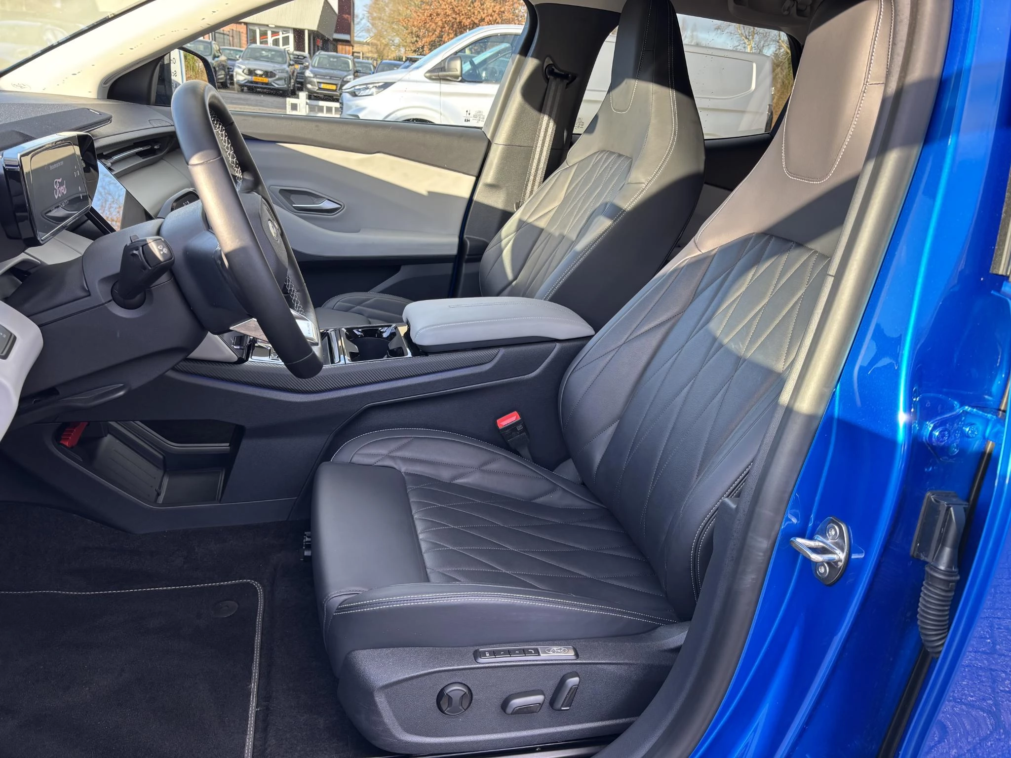 Hoofdafbeelding Ford Explorer