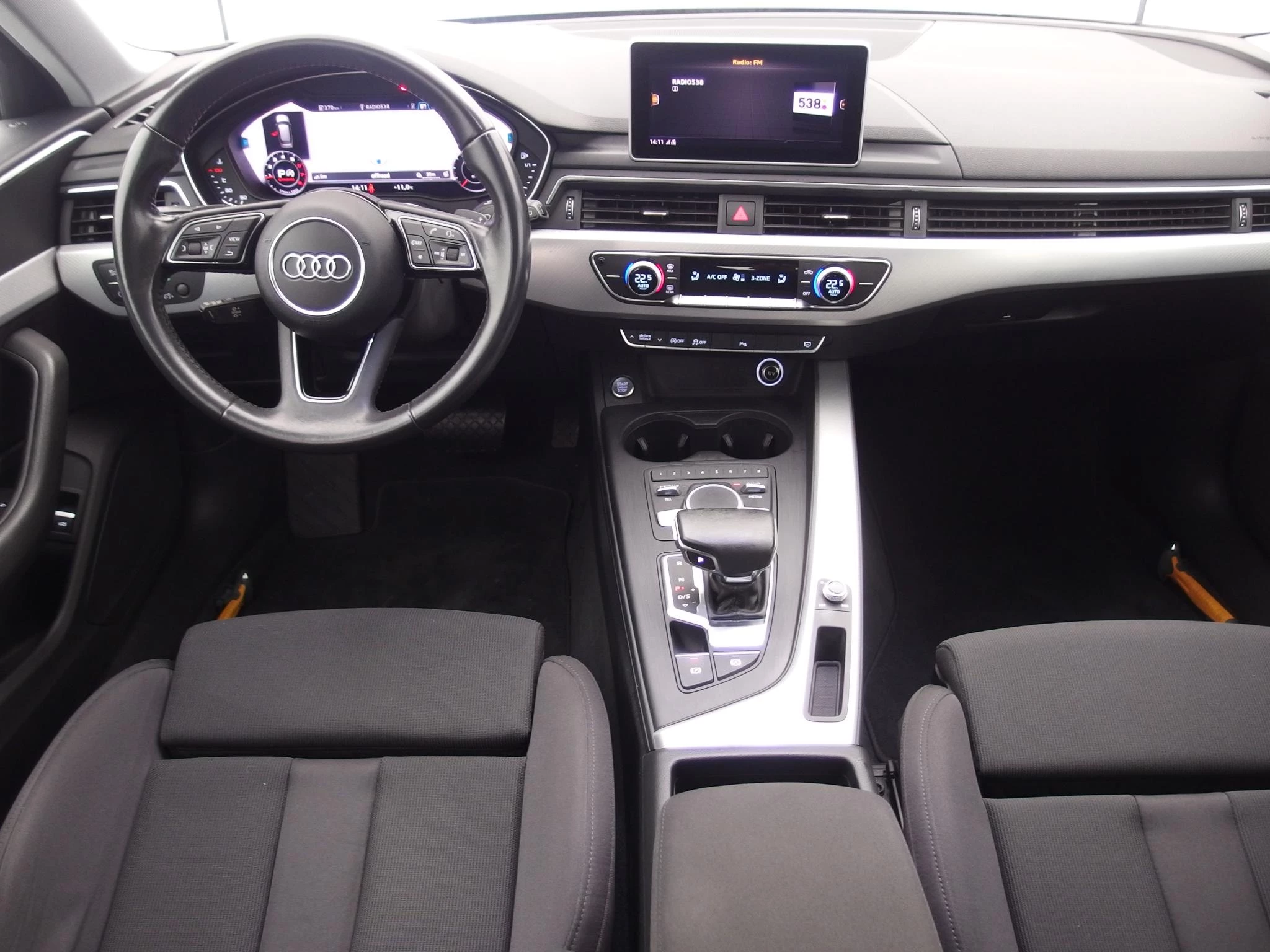 Hoofdafbeelding Audi A4