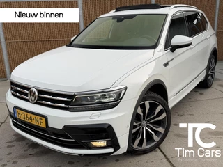 Volkswagen Tiguan Allspace 1.5 TSI R-line Automaat | Panoramadak | Stoel en stuurwielverwarming | 20 inch lichtmetalen velgen | Cruise control adaptief | Trekhaak uitklapbaar | Achteruitrijcamera