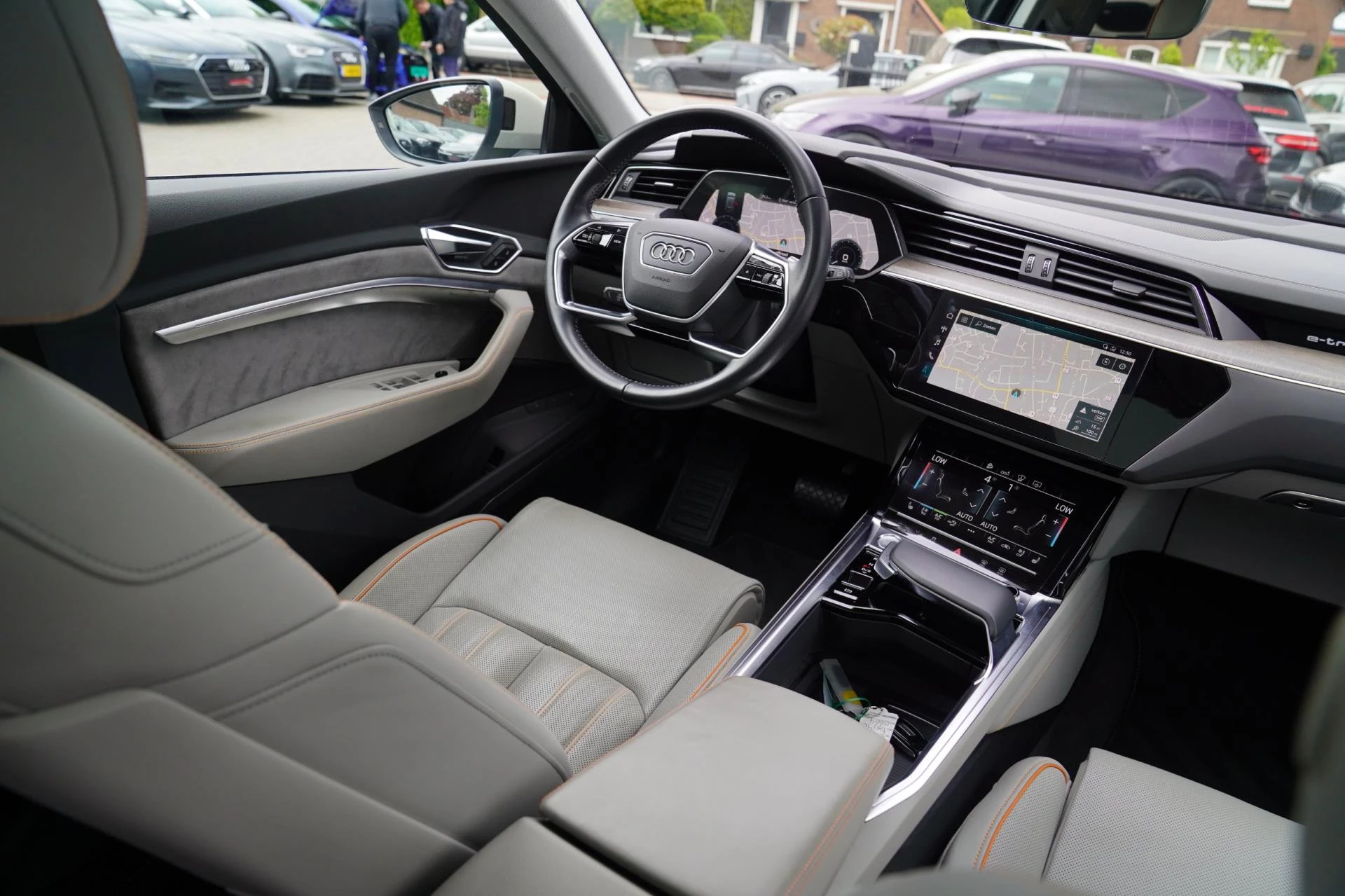 Hoofdafbeelding Audi e-tron