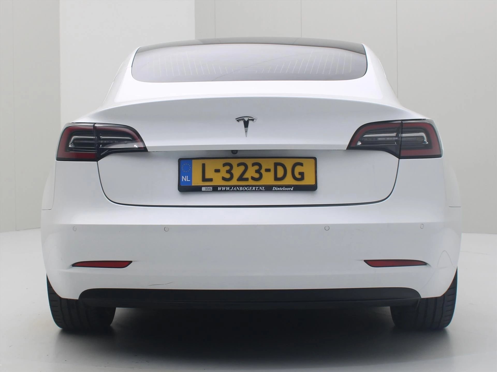 Hoofdafbeelding Tesla Model 3