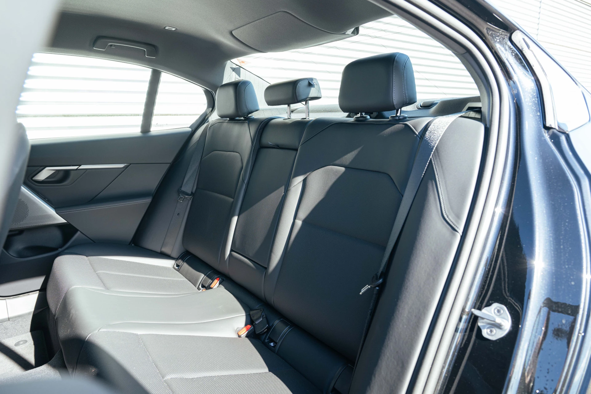 Hoofdafbeelding BMW i5