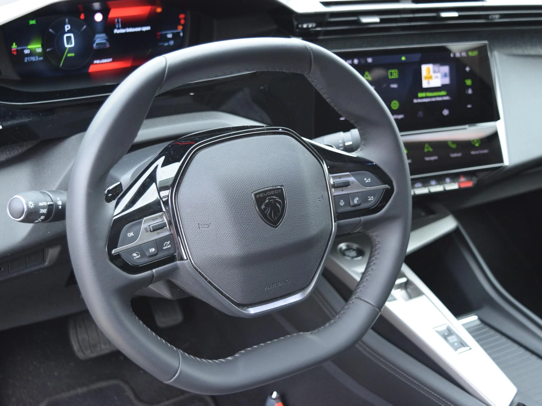 Hoofdafbeelding Peugeot 408