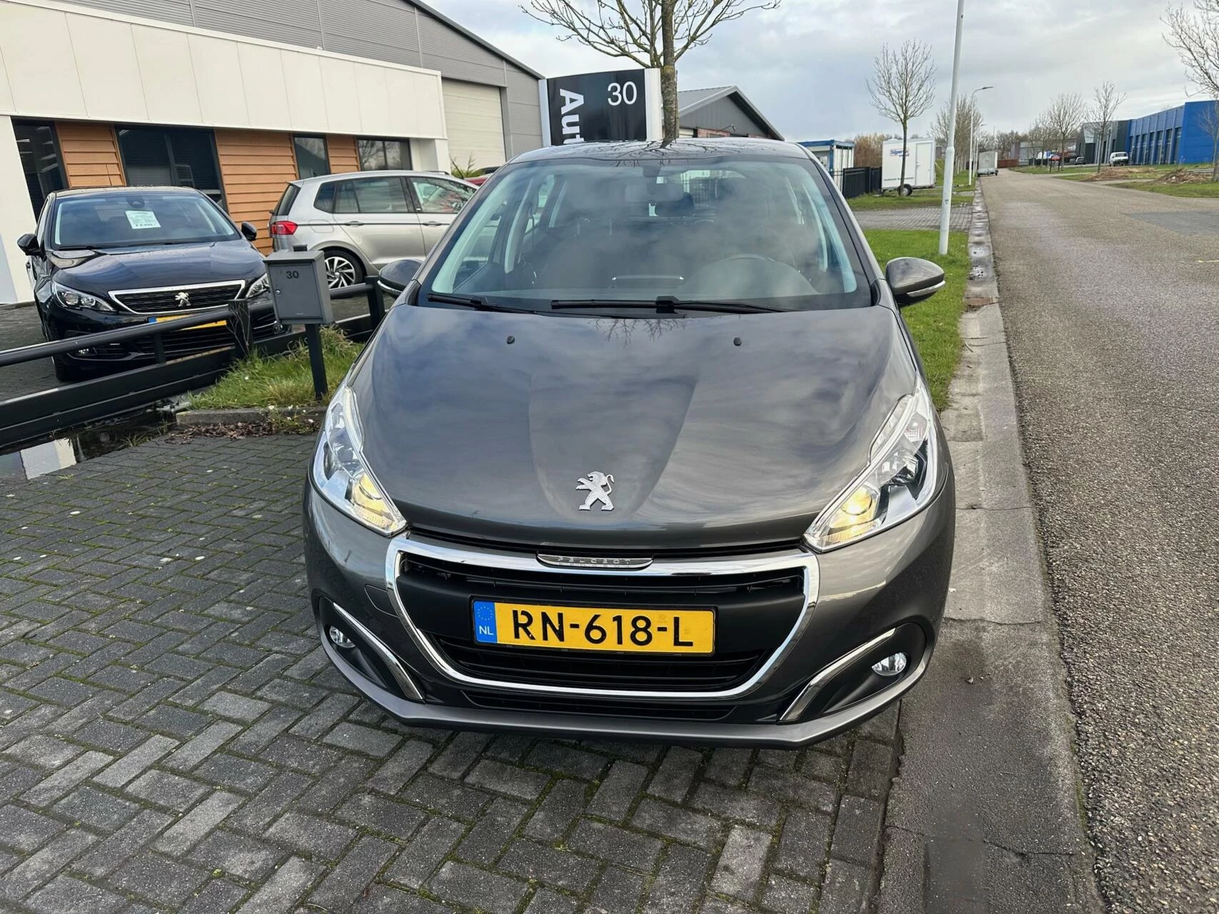 Hoofdafbeelding Peugeot 208