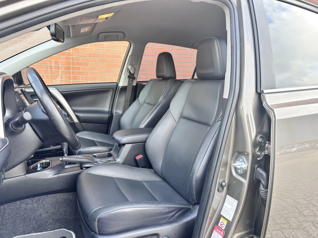 Hoofdafbeelding Toyota RAV4