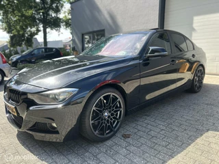BMW 328i automaat /VOL OPTIE’S/NIEUWE KETTING/M PAKKET/