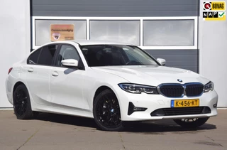 BMW 3-serie 330e eDrive Edition PREMIUM AUDIO/DAB/LEDEREN BEKLEDING/ 19'' breedset 1799,- meerprijs!