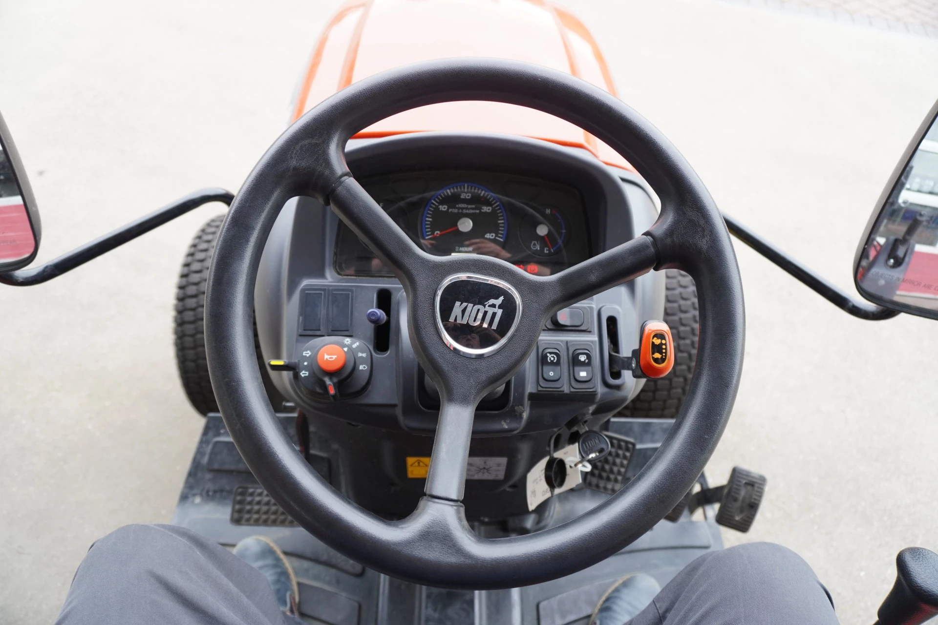 Hoofdafbeelding kioti CX2510 HST