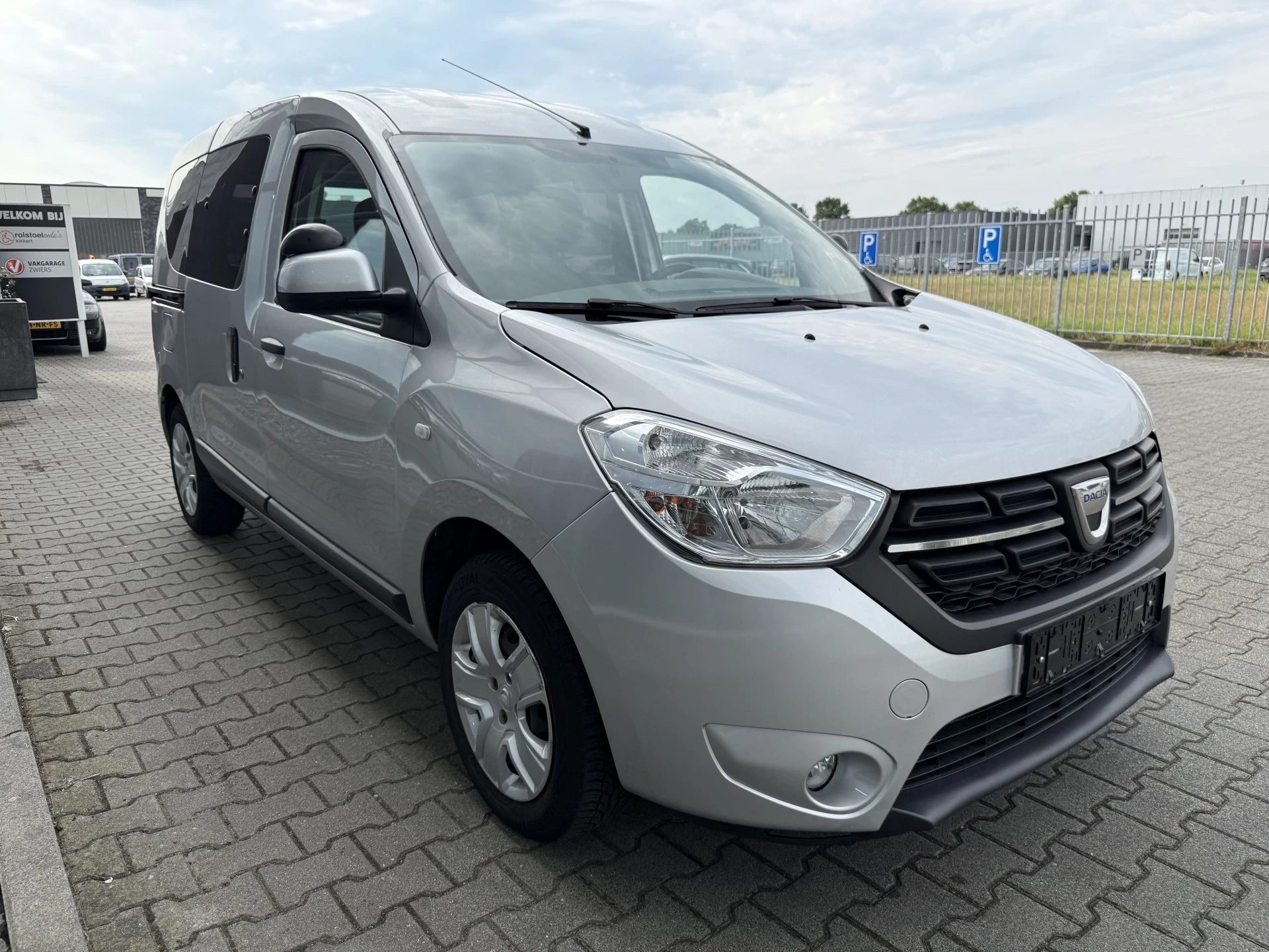 Hoofdafbeelding Dacia Dokker