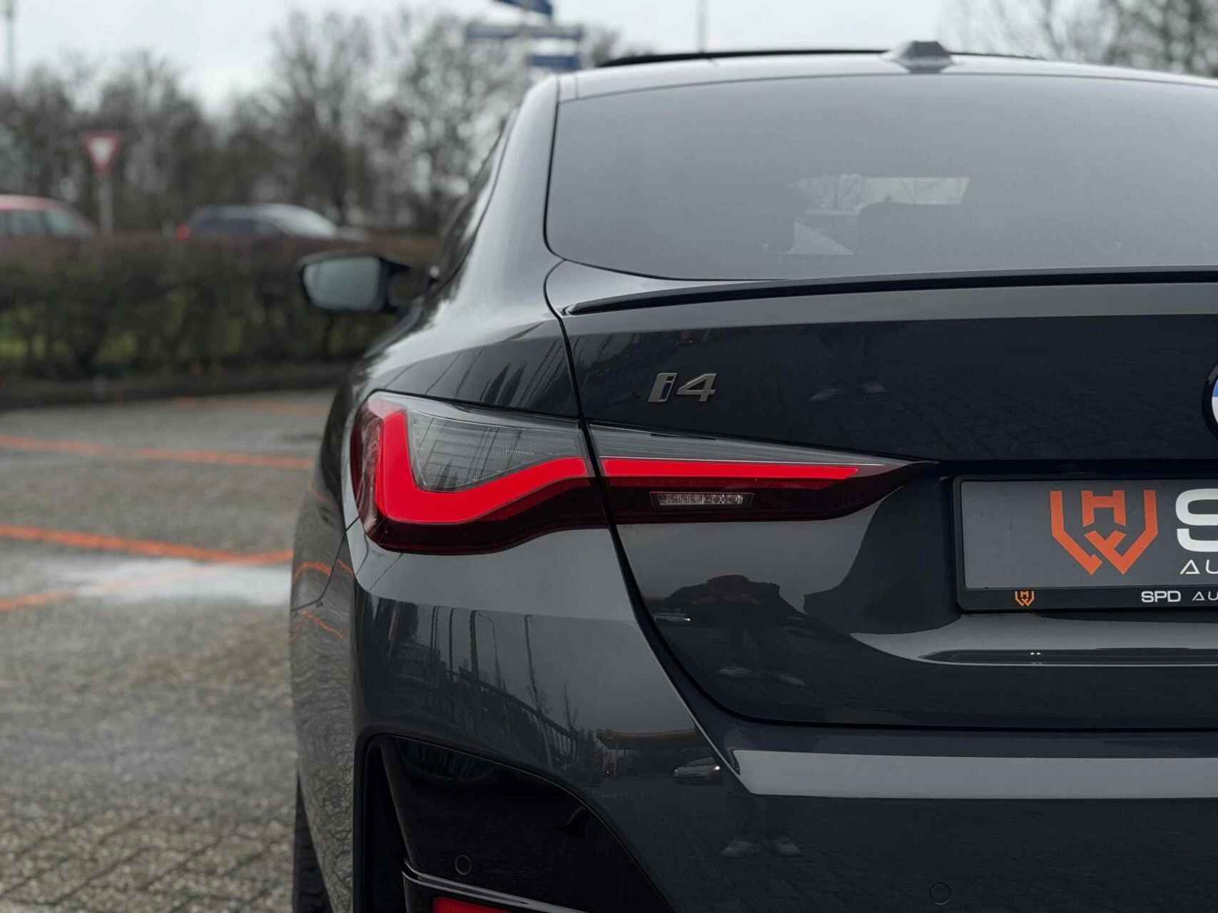 Hoofdafbeelding BMW i4